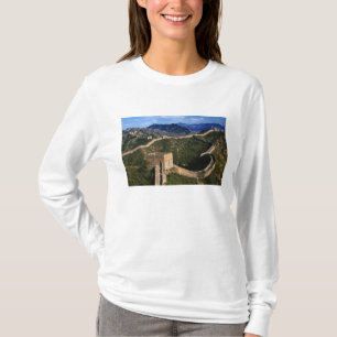 中国の金山嶺長城の風景 Tシャツ