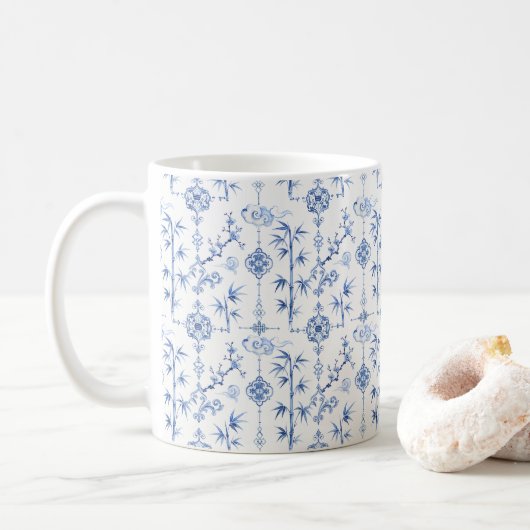 中国の青いモチーフ コーヒーマグカップ (ドーナツ)