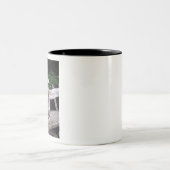 中国語によって頂点に達される犬 ツートーンマグカップ (中央)