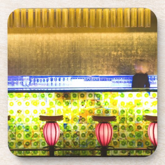 中国、上海。バーインザシンティアンディバー2 コースター (正面)