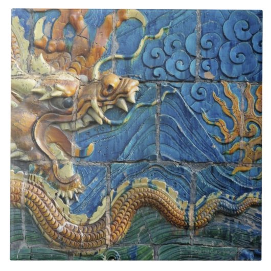 中国、山西、大同市の9つのドラゴンの壁 タイル (正面)