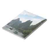 中国、桂林、李川、川のボートが並ぶ ノートパッド (回転)