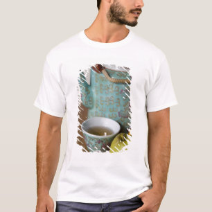 中国、香港。伝統的な中国茶器 & Tシャツ