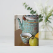 中国、香港。伝統的中国のティーポット ポストカード (スタンド正面)