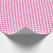 中型のピンクおよび白の点検の包装紙 ラッピングペーパー (角)