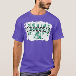 中央で行われるコーンブレッド Tシャツ