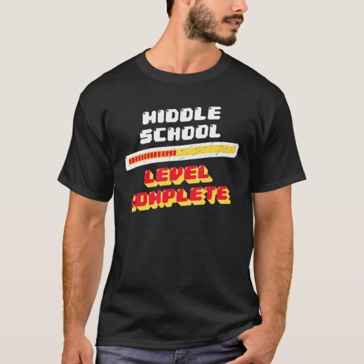 中学校レベル卒業8年生 Tシャツ (正面)