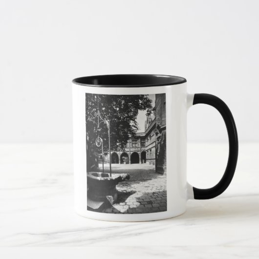 中庭から見られるClunyのホテルパリ マグカップ (右)