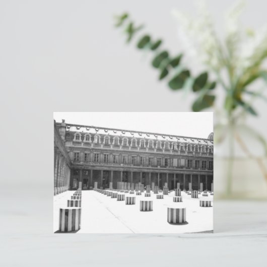 中庭の柱 – ポストカード (スタンド正面)