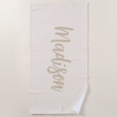 中性エレガントベージュモノグパーソナライズされたラム ビーチタオル (正面)