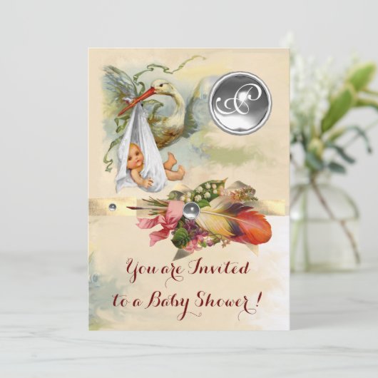 中性コウノトリ赤ちゃんシャワーホワイトジェムストーンモノグラム 招待状 (スタンド正面)