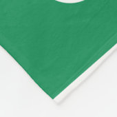 中抜モダンき型ケリーグリーンとホワイト フリースブランケット (角)