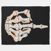 中指のスカルのサテンの背景 フリースブランケット (正面(横))