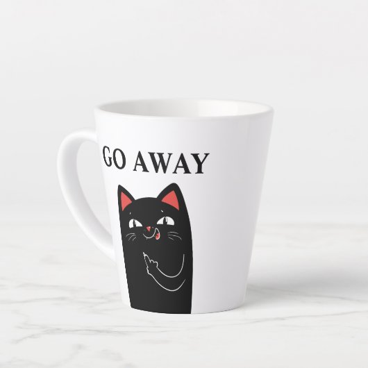 中指遠くに黒猫におもしろいなる カフェラテマグ (左アングル)