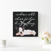 中時計「犬を抱き締める」 スクエア壁時計 (ホーム)