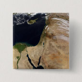 中東 缶バッジ (正面)