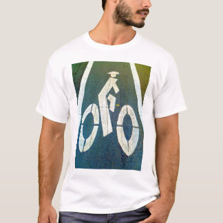 中華街のバイクの車線 Tシャツ