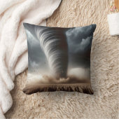 中西部小麦畑の竜巻 クッション (ブランケット)