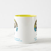 中間の黄色いマグの猿を救って下さい ツートーンマグカップ (中央)