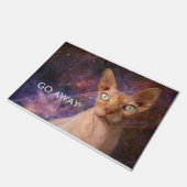 中間猫は行きます遠くにに言います ドアマット (アングル)