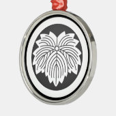 丸いツタの尖った葉 メタルオーナメント (左)