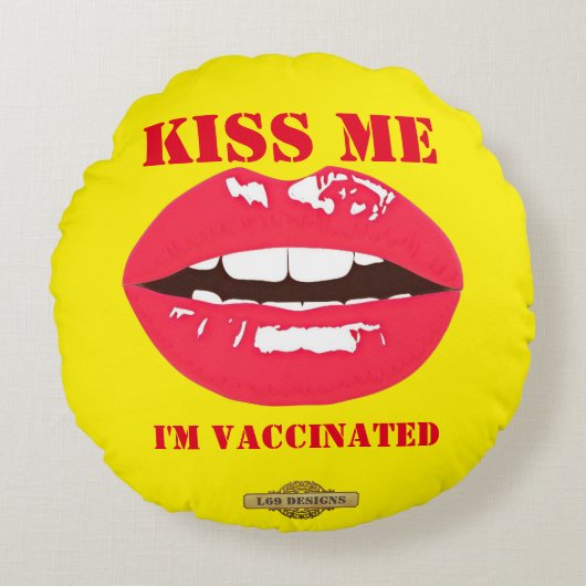 丸い枕「キスME」 ラウンドクッション (正面)