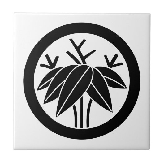 丸い根を持つ竹 タイル (正面)