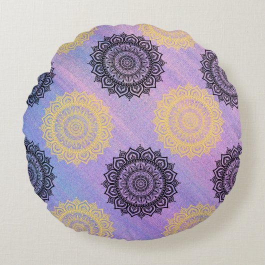 丸い黄色と黒い花の枕 ラウンドクッション (正面)