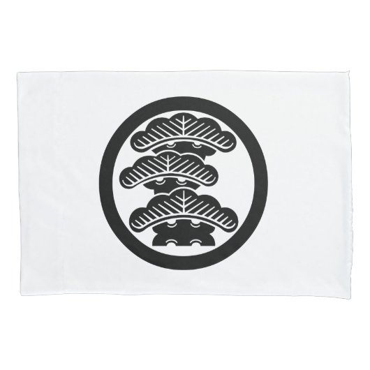 丸に左三階松 枕カバー (正面)