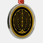 丸に抱き柏 メタルオーナメント (右)