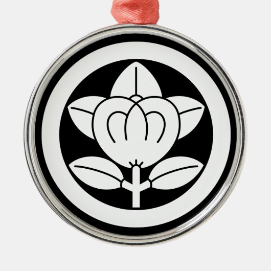 丸に橘（六つ割り作図） メタルオーナメント (正面)