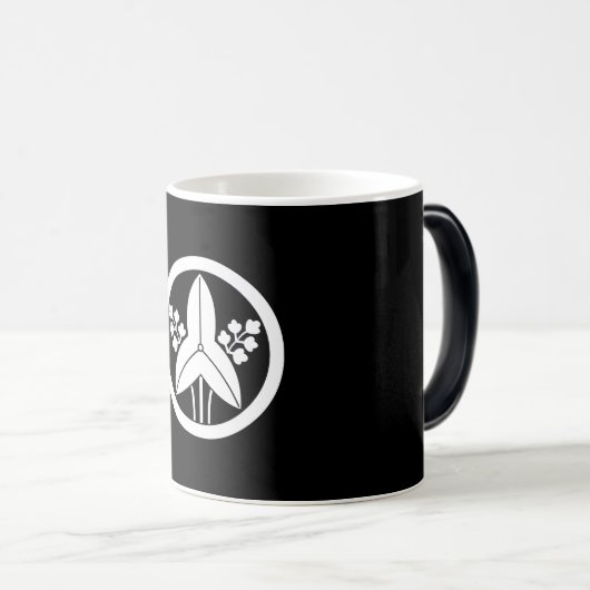 丸に立ち沢瀉 モーフィングマグカップ (正面右)