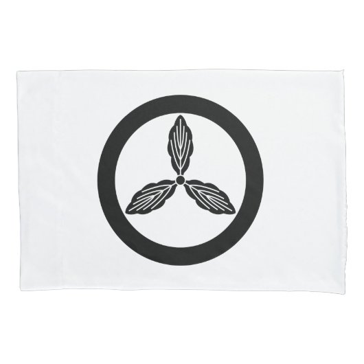 丸に高良川の楠 枕カバー (正面)