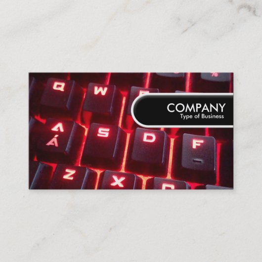 丸みエッジラベル-白熱［赤熱］光を放つキーボード 名刺 (正面)