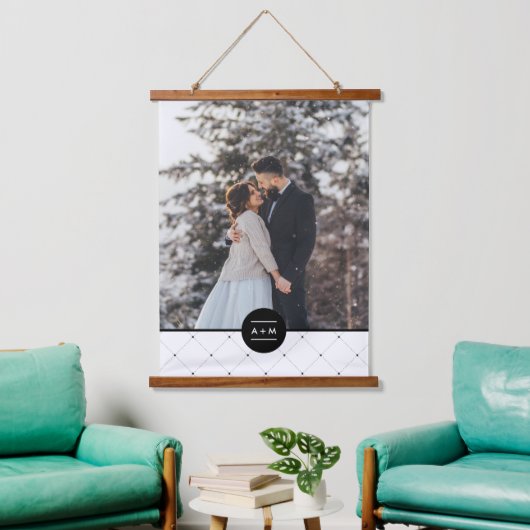 丸エレガント枠モノグラム写真 吊り下げ型タペストリー (リビング)