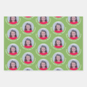 丸写真と誕生日グリーティングレッド青グリーン ラッピングペーパーシート (正面2)