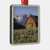 丸太小屋とのこぎりの山々 メタルオーナメント (右)