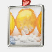 丸薬が付いている薬のボトルのスタジオの打撃 メタルオーナメント (左)