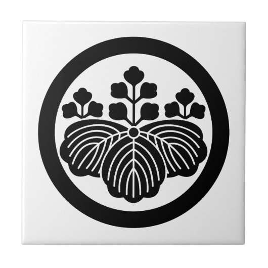 丸5&3開花の桐 タイル (正面)