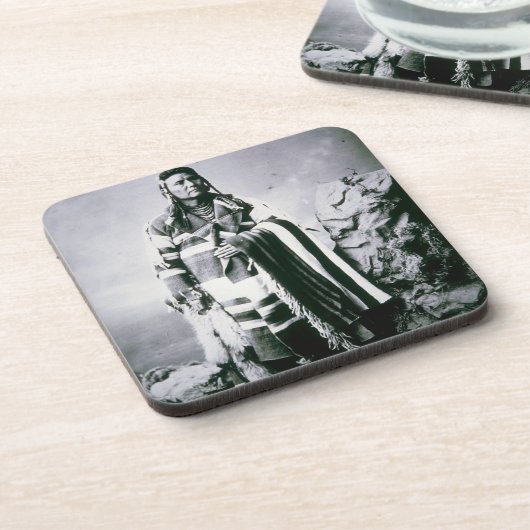 主なヨセフ(1840-1904年の) c.1880 (b/wの写真) コースター (左側)