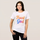 主を信じる女性のTシャツ トライブレンドTシャツ (正面全面)