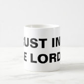 主を信頼す感動的る コーヒーマグカップ (中央)