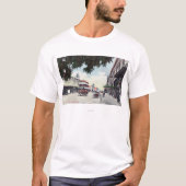 主要なStreetVisalia、カリフォルニアの眺め Tシャツ (正面)
