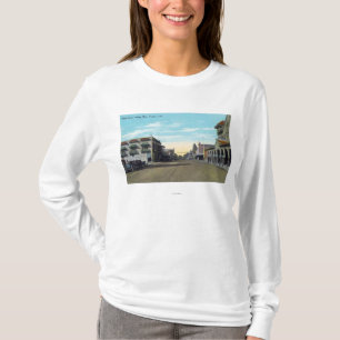 主要なStreetVisalia、カリフォルニア2からの西部の眺め Tシャツ