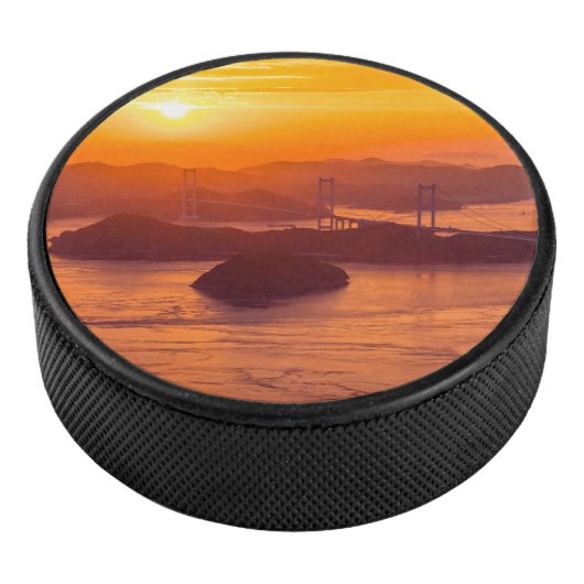 久留島海峡大橋と久留志のぼんやりした夕日 アイスホッケーパック (3/4)