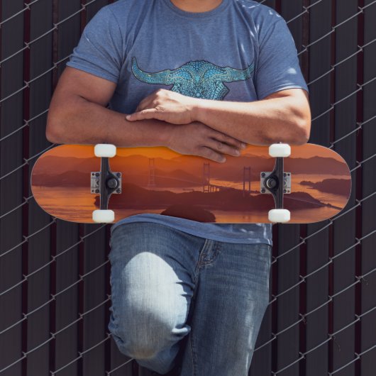 久留島海峡大橋と久留志のぼんやりした夕日 スケートボード (室外3)