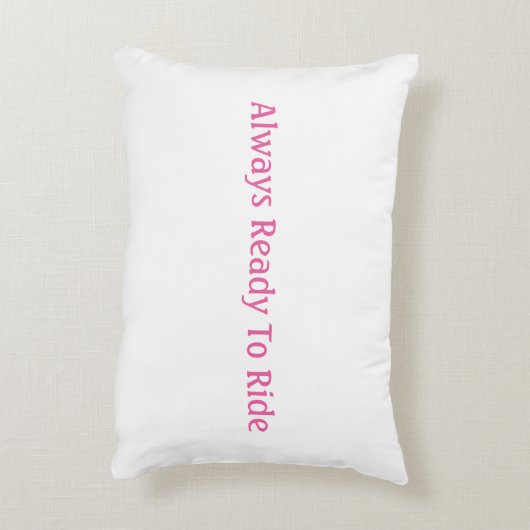 乗ること準備ができたアメリカの女性のカーボーイのピンクのロゴの枕 アクセントクッション (裏面(縦))