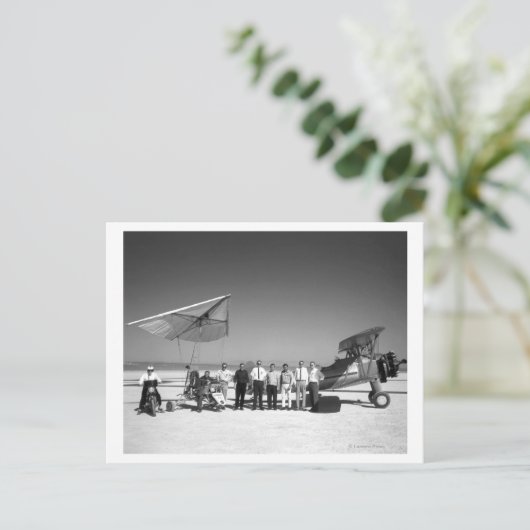 乗務員とパイロットとのパレセフ1-A及びトウ飛行機 ポストカード (スタンド正面)