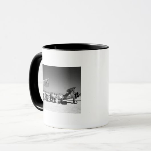 乗務員とパイロットとのパレセフ1-A及びトウ飛行機 マグカップ (正面左)