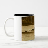 乗組員のマグ ツートーンマグカップ (左)